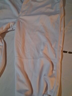 Men's Athletic Shorts — White Performance Training Shorts M 26070